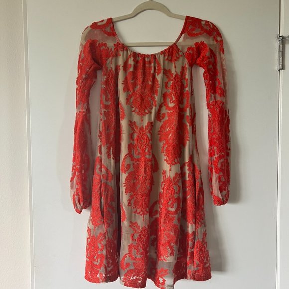 For Love and Lemons - Lace Off Shoulder Lacy Dress - EUC 🤩 - Picture 4 of 8